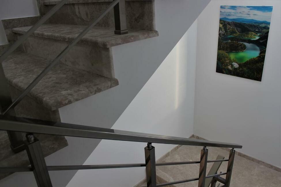 Mariner 602 Apartment Sutomore Bagian luar foto